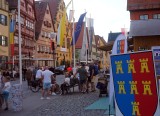 Dinkelsbühl feiert mit glanzvollem Schmuck das Fest der Siebenbürgen.